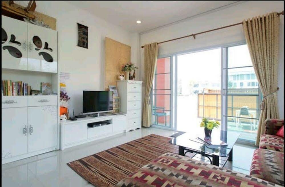 Orange Villa Чиангмай Екстериор снимка